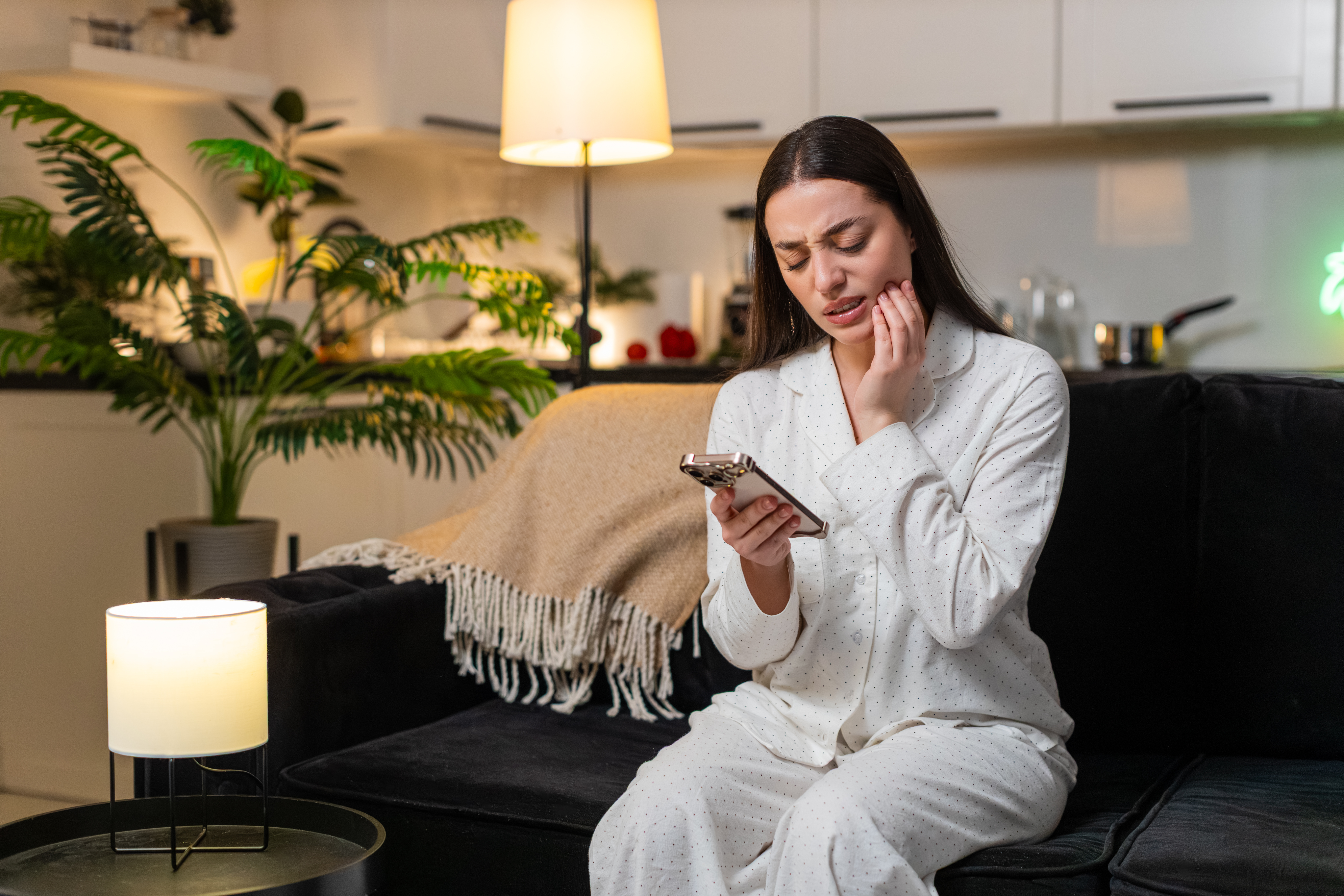 PrimeCare patient with toothache seeking emergency exam